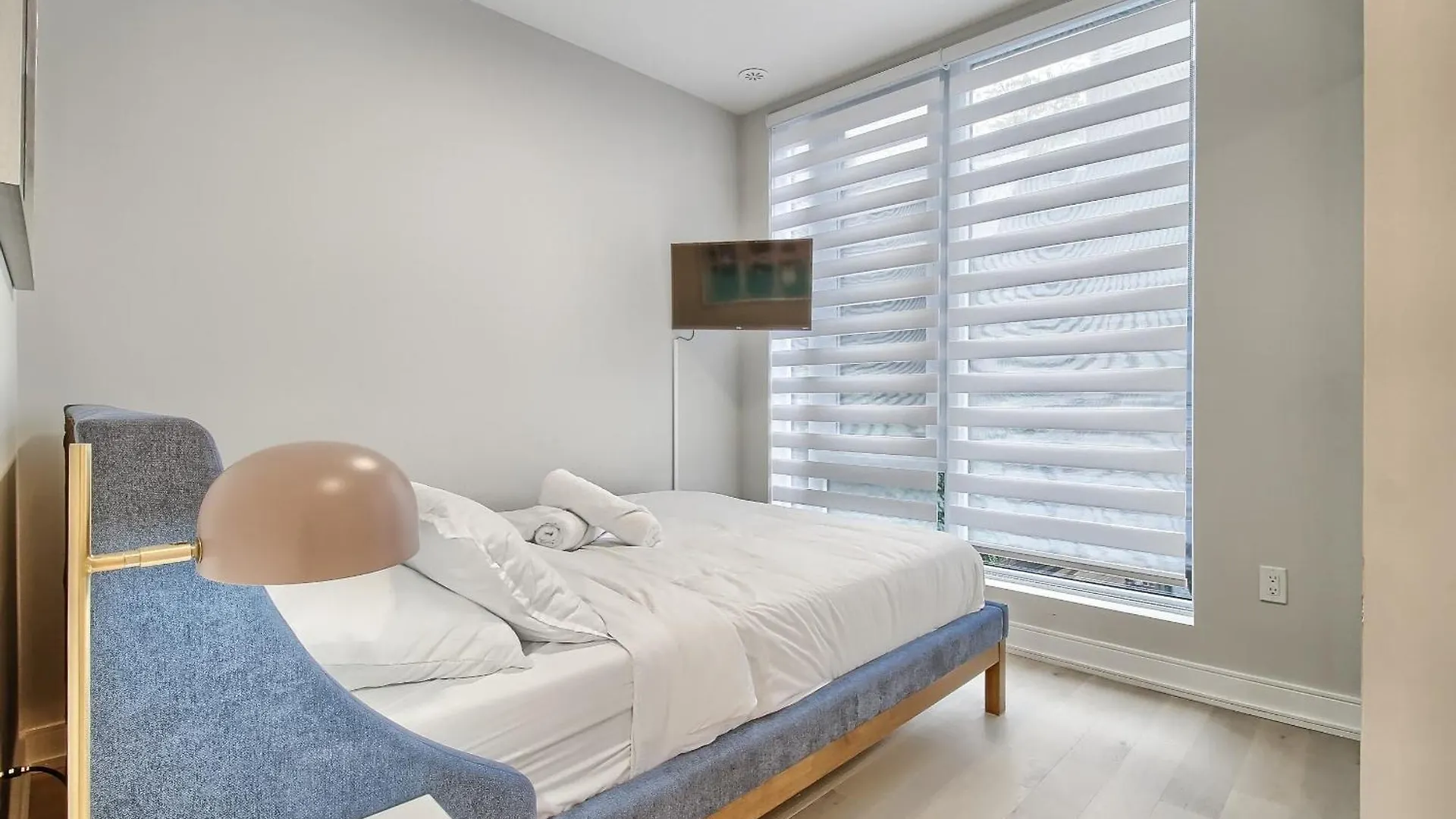 Luxury Townhouse In Downtown Toronto - Th1 Villa